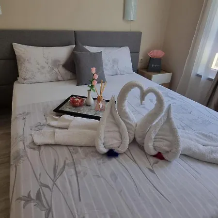 Sea Dreams Sunrise アパート