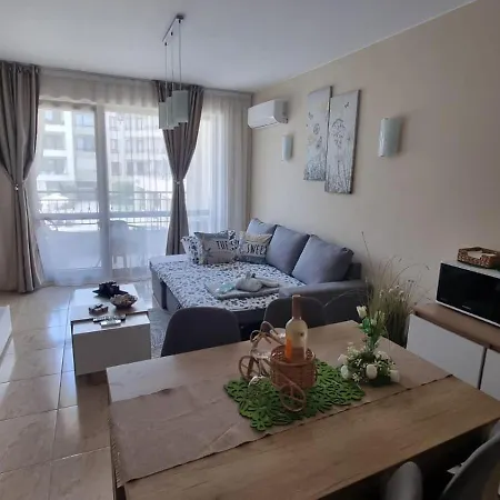 Sea Dreams Sunrise Apartamento *